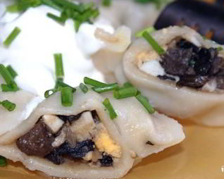Пельмени с грибами