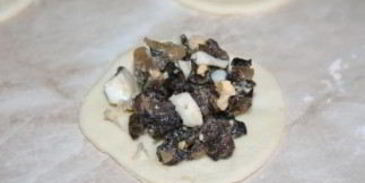 пельмени с грибами