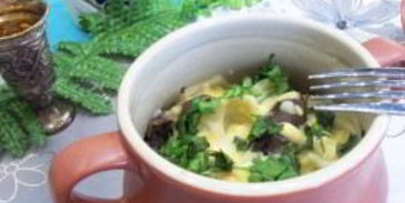 пельмени с вешенками в горшочках в микроволновке