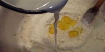 тесто для домашних пельменей