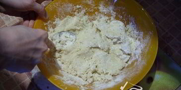 универсальное тесто для вареников, пельменей, поз, чебуреков