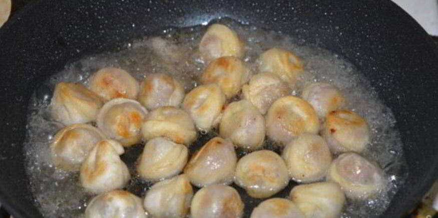 Рецепт жаренных пельменей на сковороде