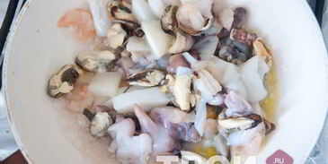 паэлья с морепродуктами