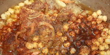 плов с говядиной, курицей и нутом в мультиварке