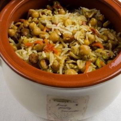 Плов с нутом в мультиварке