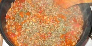 подливка из фарша с картофельно-морковным пюре