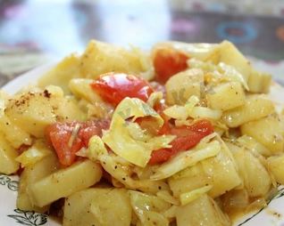 Бандгобхи алу сабджи — индийское рагу из картофеля и капусты