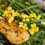 Рецепт Фаршированной маскарпоне и эстрагоном курица с рагу из фасоли и бекона