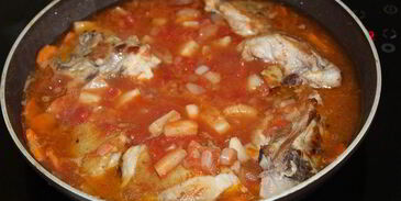 фрикасе из курицы в томате