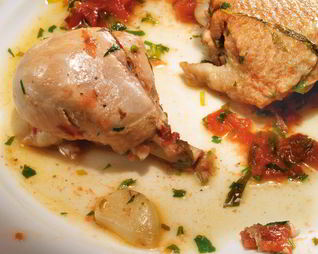 Куриное фрикасе с уксусом и зеленью