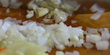 макароны с мясом и овощным рагу