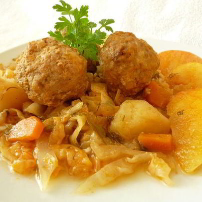 Осеннее рагу с фрикадельками из говядины