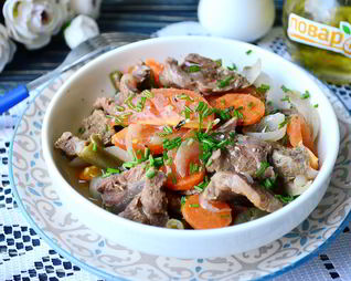 Рагу из говядины в пароварке