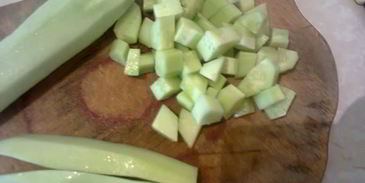 рагу с огурцом