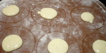 шоколадные равиоли с вишневым рагу