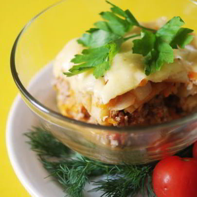 Запеченное овощное рагу с мясным фаршем