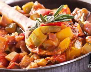 Рататуй с мясом и картошкой