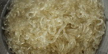 рисовая лапша с брокколи и морепродуктами