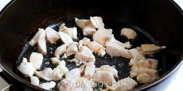 рисовая лапша с курицей и морковью