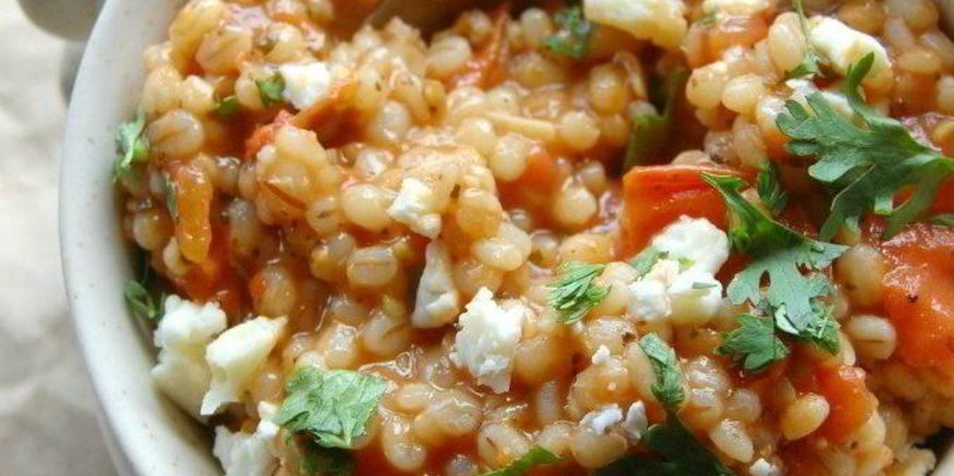 Рецепт чесночно-томатного ризотто из перловки