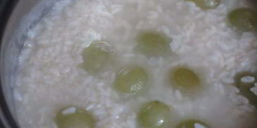 ризотто с горгонзолой и виноградом