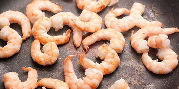 ризотто с гребешками и креветками