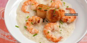 ризотто с гребешками и креветками