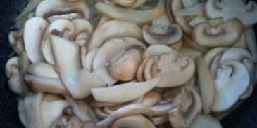 ризотто с грибами и луком