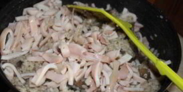 ризотто с кальмарами