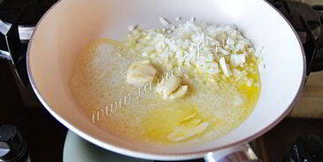 ризотто с креветками и семгой