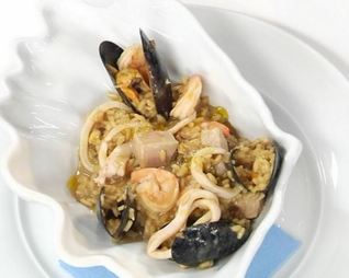 Ризотто с морепродуктами и белыми грибами