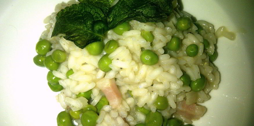 Рецепт ризотто с панчеттой, зеленым горошком и мятой