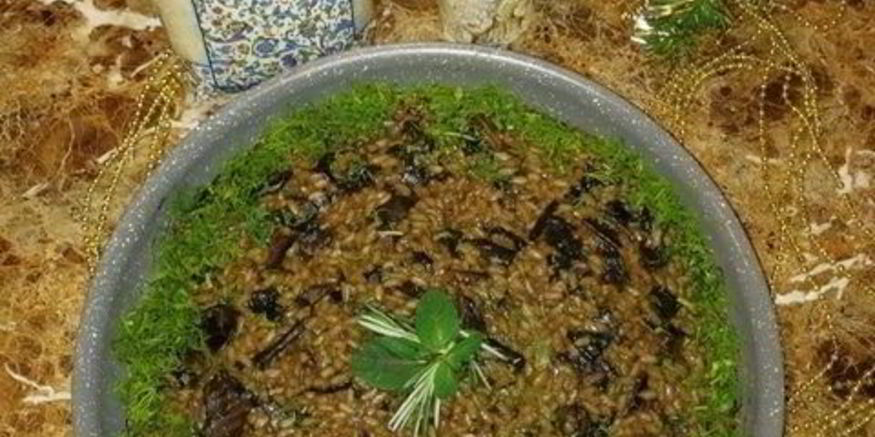 Рецепт розового ризотто с белыми грибами