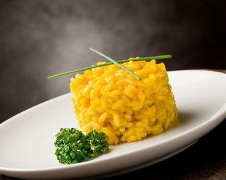 Сливочное ризотто с морковью и пармезаном