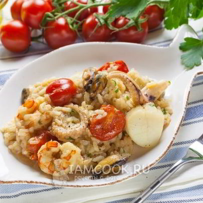 Томатное ризотто с морепродуктами