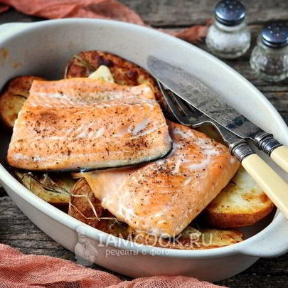 Форель с картошкой в духовке