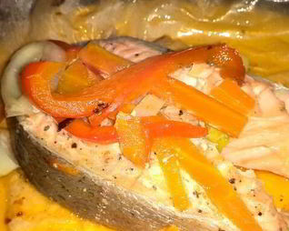 Форель, запеченная в пергаменте