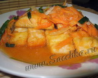 Камбала с овощами