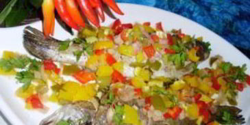 речная форель в духовке