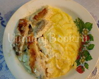 Рыба под сметанно-майонезным соусом в мультиварке