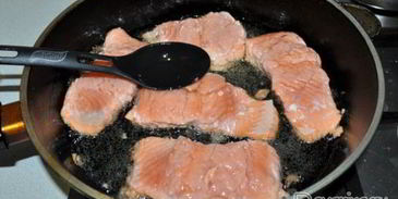 сочное жареное филе кеты