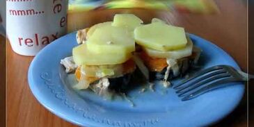 тушеная рыба с овощами