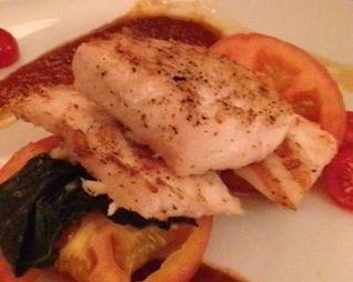 Жареная рыба со шпинатом