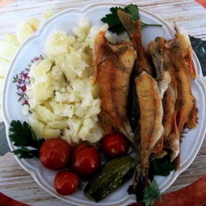 Жареный окунь