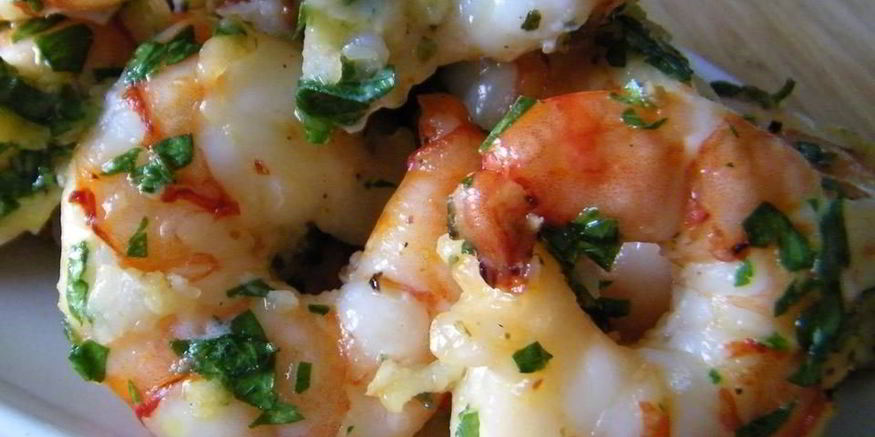 Рецепт жареных креветок в чесночном масле