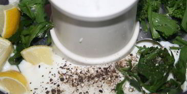 шашлычки из свиной вырезки в йогуртово-лимонном маринаде