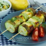 Рецепт Шашлыка из кабачков с сыром на шпажках на сковороде
