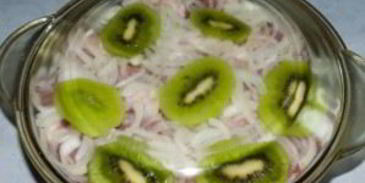 шашлык из свинины с киви