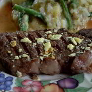 Рецепт Говяжьих стейков в винном красном соусе