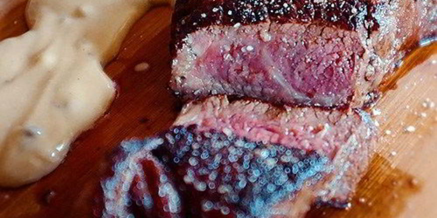 Рецепт нью-йорка-стейка с перечным соусом